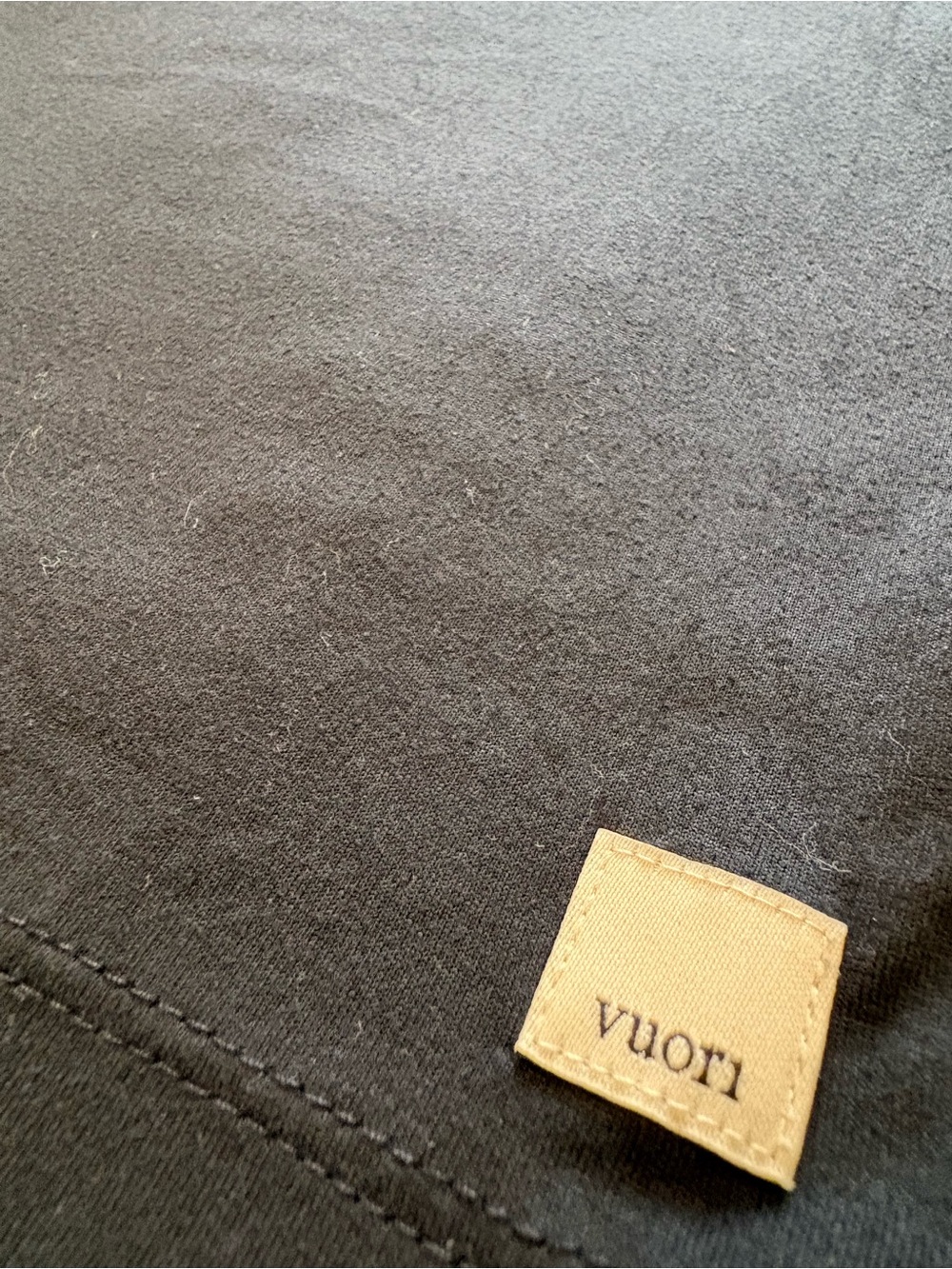 Vuori Energy Tee - Black - Small - Picture 5 of 5